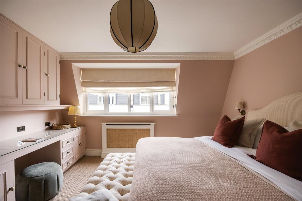 4 bedroom terraced house for rent