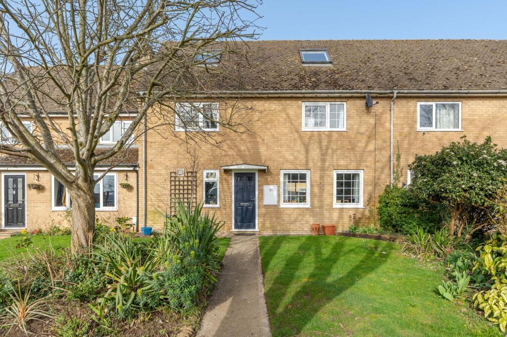 Main image of property: Knott Oaks, Combe, OX29