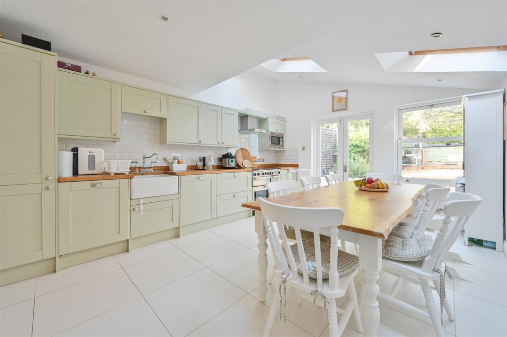 Cowper Road, Harpenden photo 2