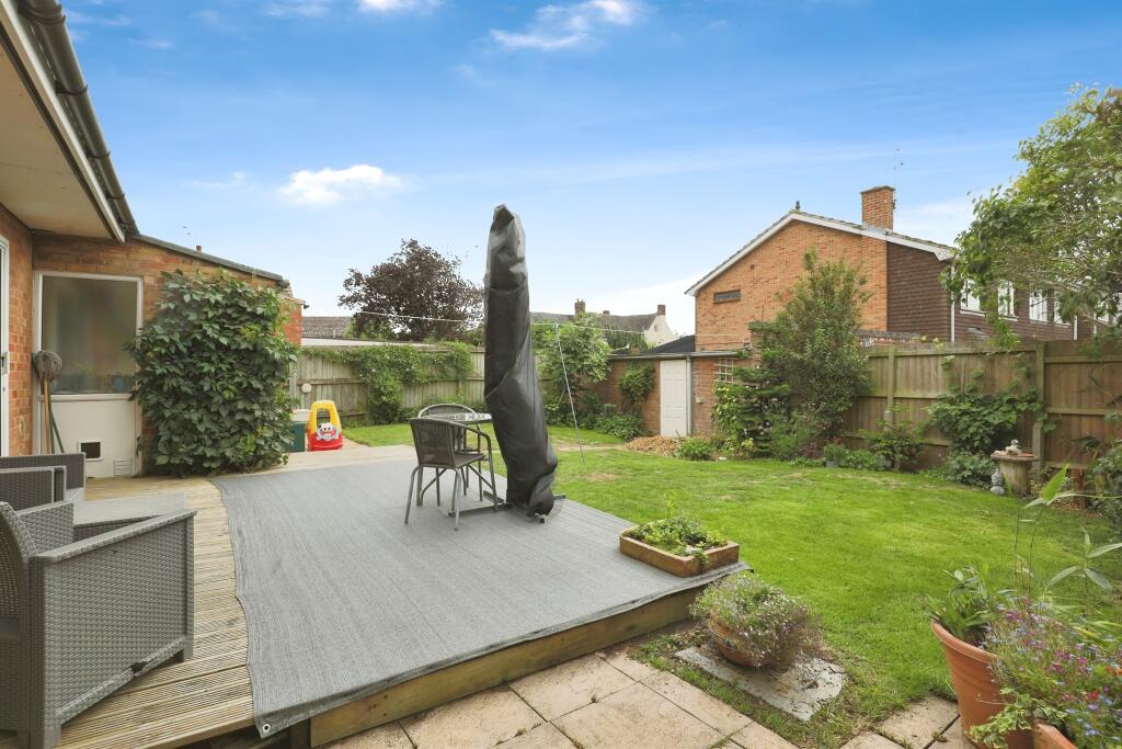Willow Drive, Wellesbourne, Warwick - View 2