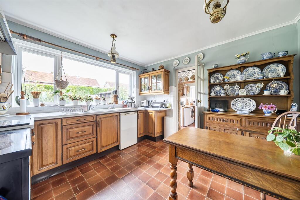 House in Blandford Forum - View 4