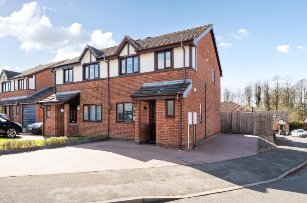 Main image of property: Holly Close, Grantham, Lincolnshire, NG31