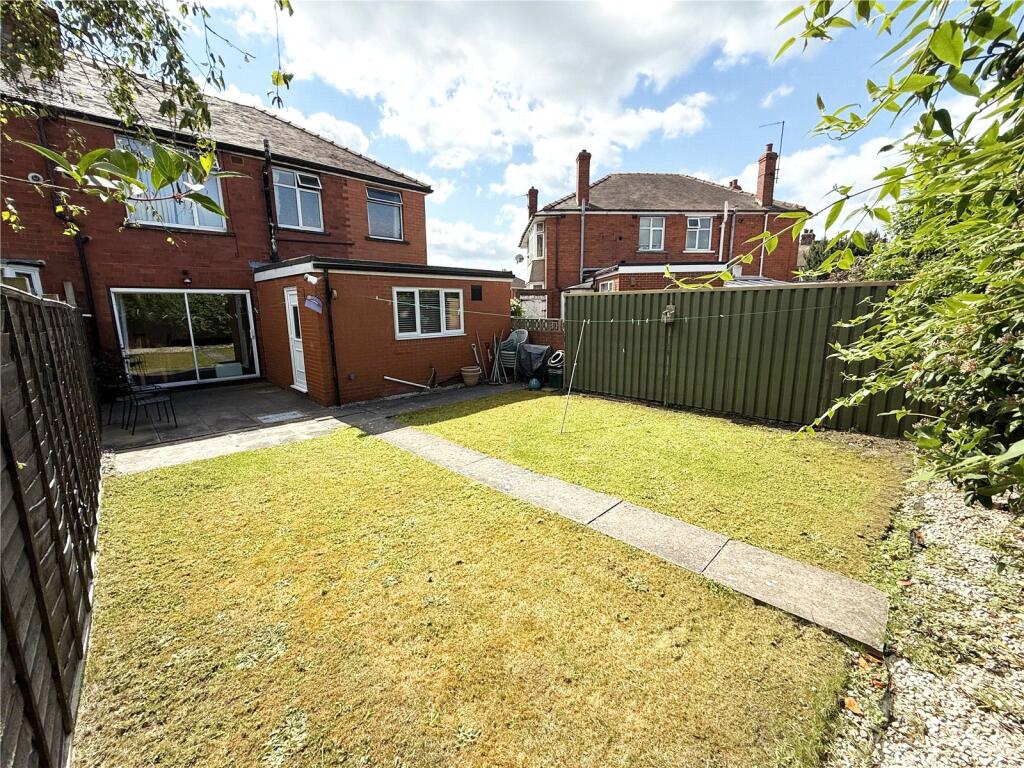 Roseway, Harlescott, Shrewsbury, SY1 - More