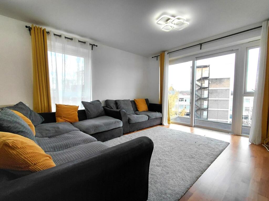 Apartment in Harrow - View 2