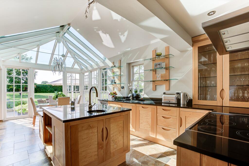 House in Chelmsford - View 5