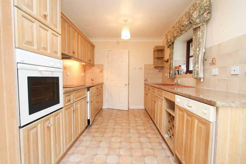 Highdale Avenue, Clevedon photo 5
