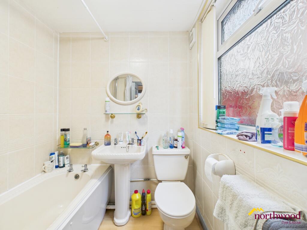 House in Stoke-on-Trent - View 5