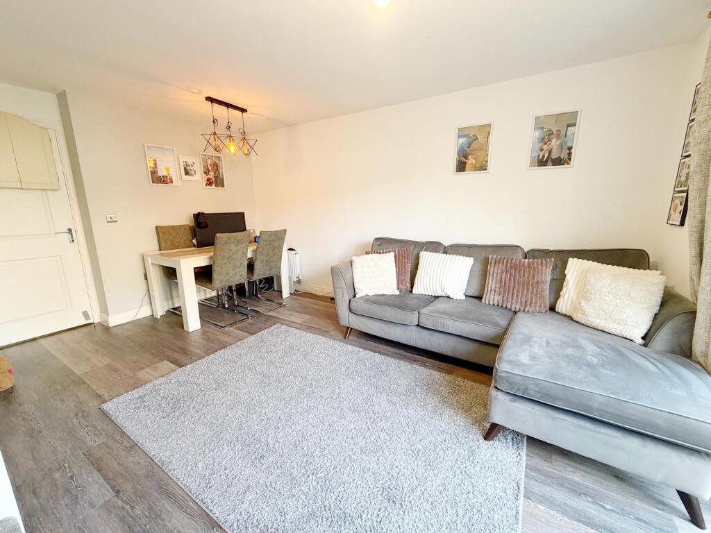 Brocklehurst Road, Kempston, MK42 photo 3