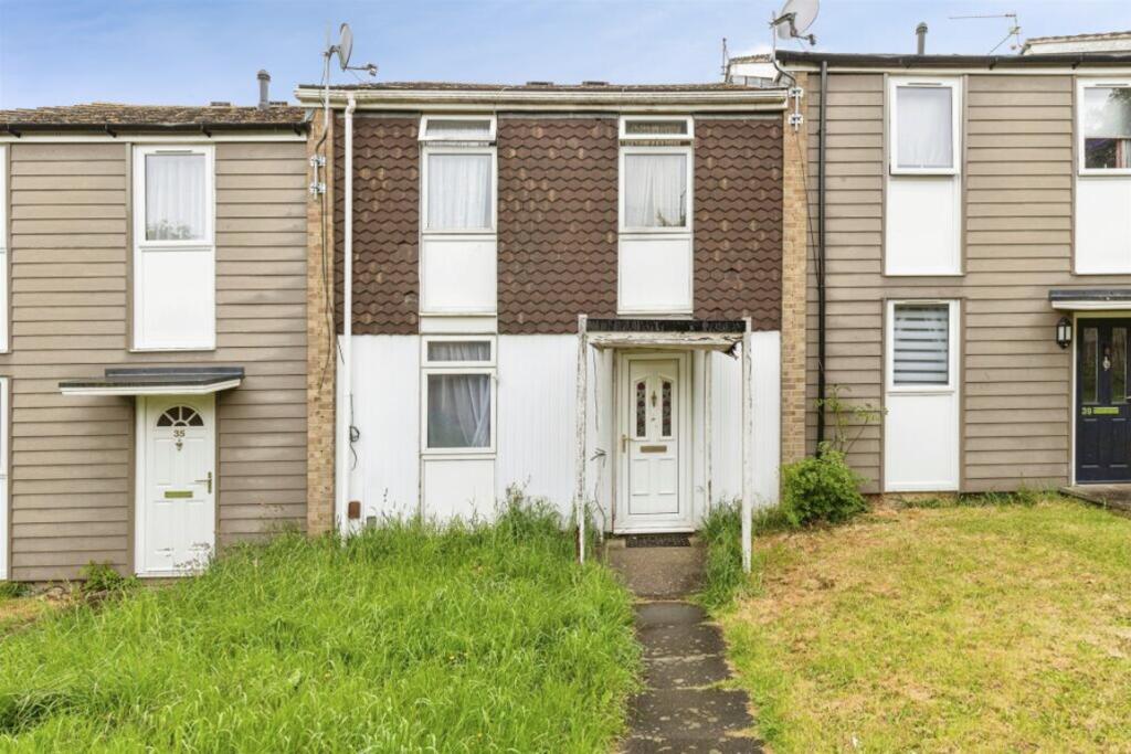 3-bed terraced on Southwood Hill, Northampton, £200,000