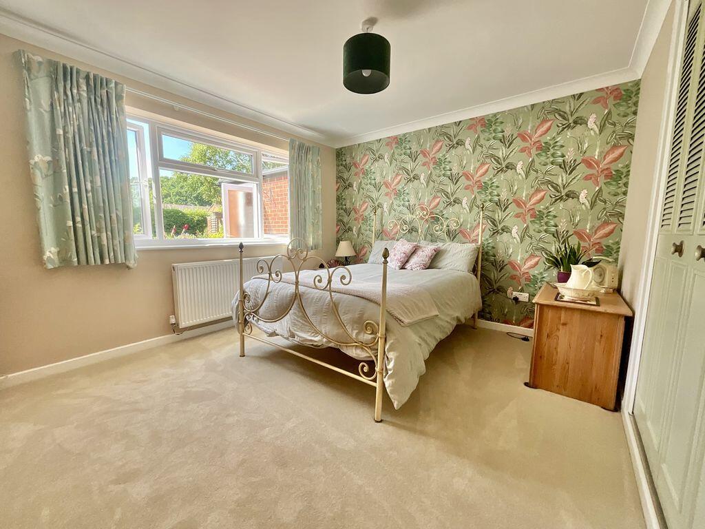 Sovereign Close, Littledown, photo 5