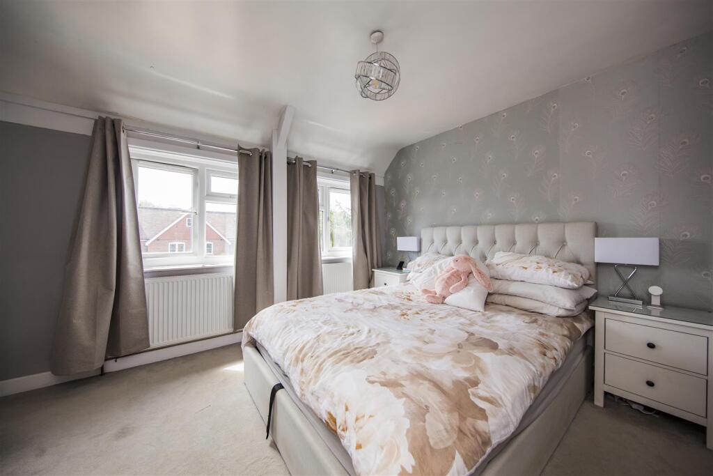 House in Tonbridge - View 4