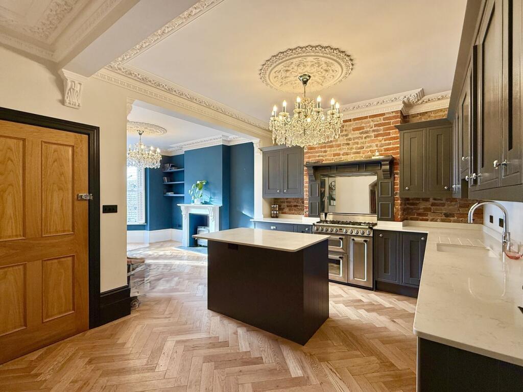 Apartment in Bexhill-on-Sea, Old Town - More