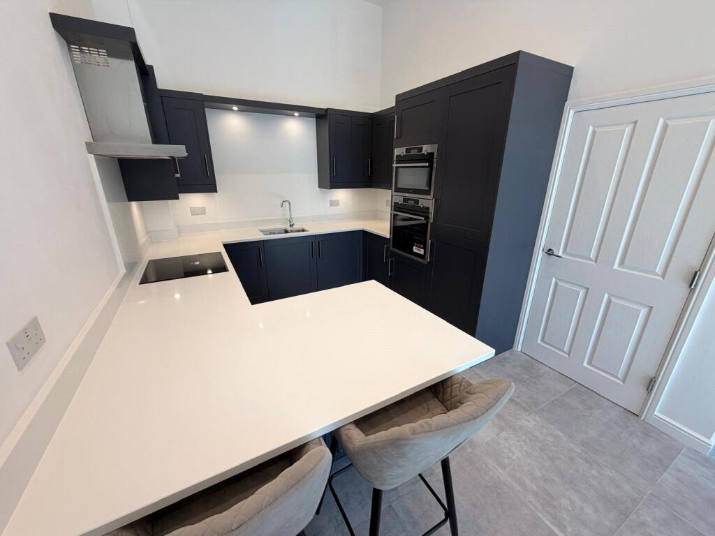 Apartment in Bolton, Horwich - View 2