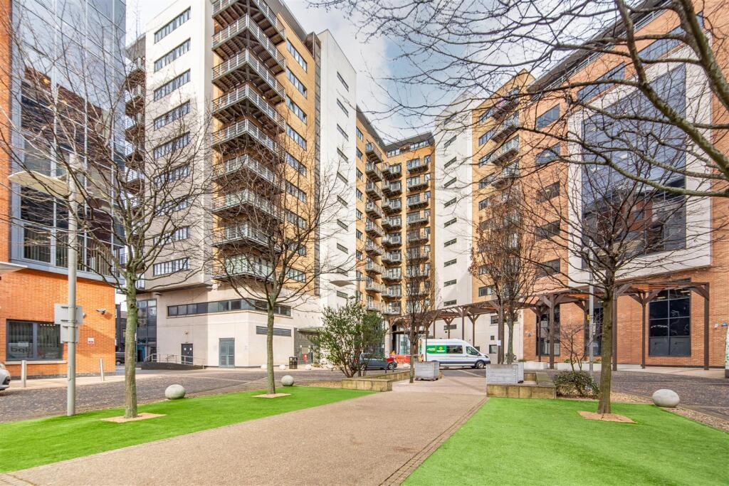 Main image of property: St. James Gate, Newcastle Upon Tyne, NE1