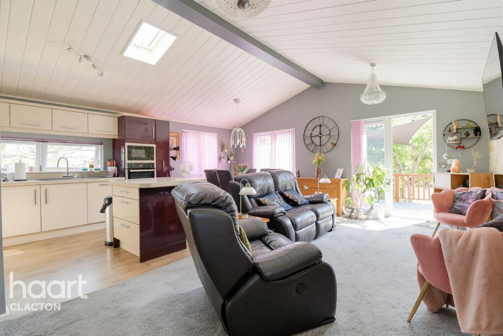 Main image of property: Thorpe Road, Clacton-On-Sea