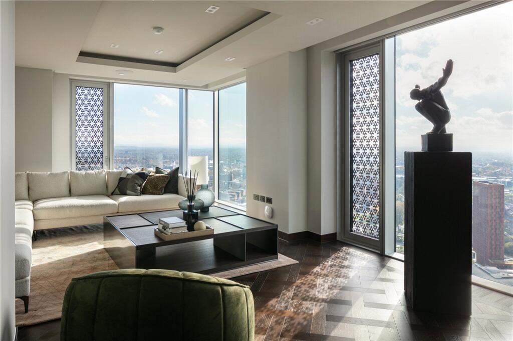 Main image of property: Viadux, Albion Street, Manchester, Greater Manchester, M1