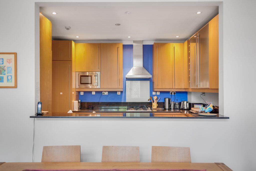 2 bedroom ground floor flat for rent