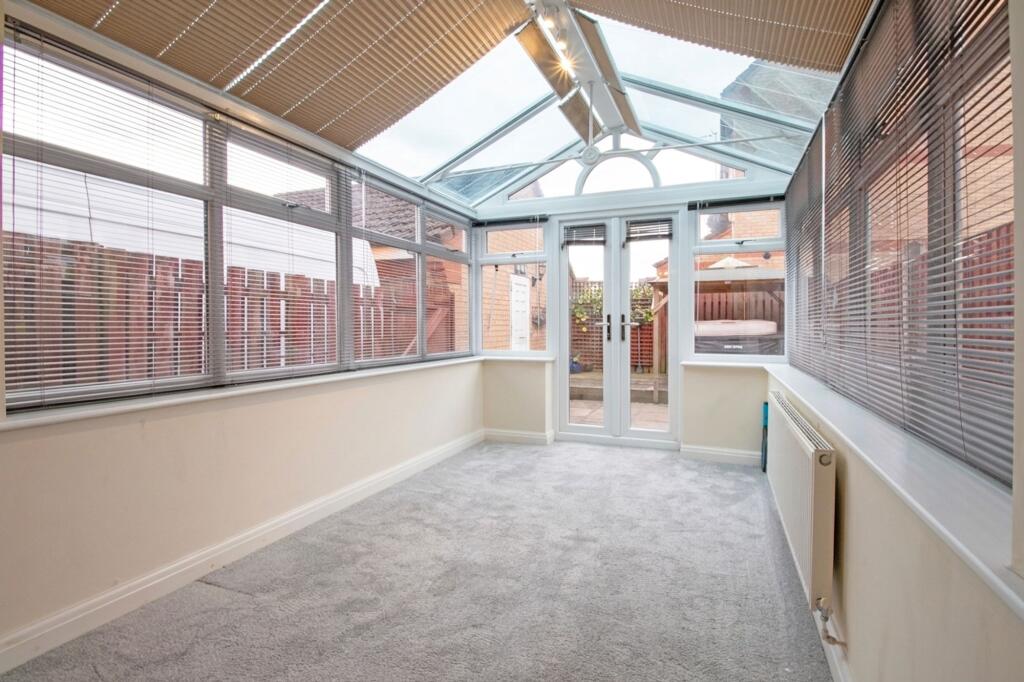 House in West Lindsey, Gainsborough - View 4