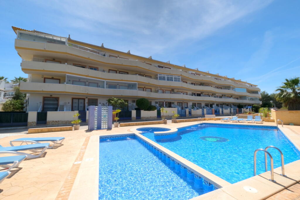 Main image of property: Valencia, Alicante, Villamartin