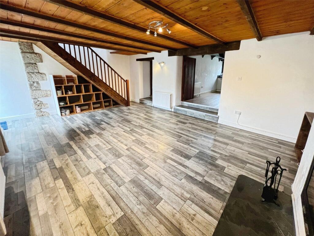 House in Truro - View 4