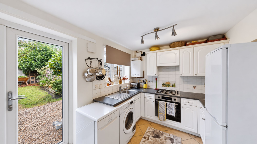 Duncombe Road, Bolton, BL3 photo 3