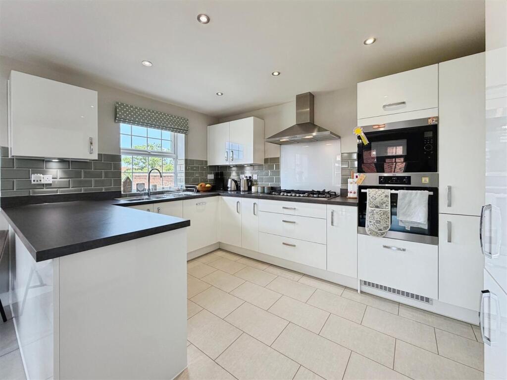 Jakeman Way, Warwick - View 4