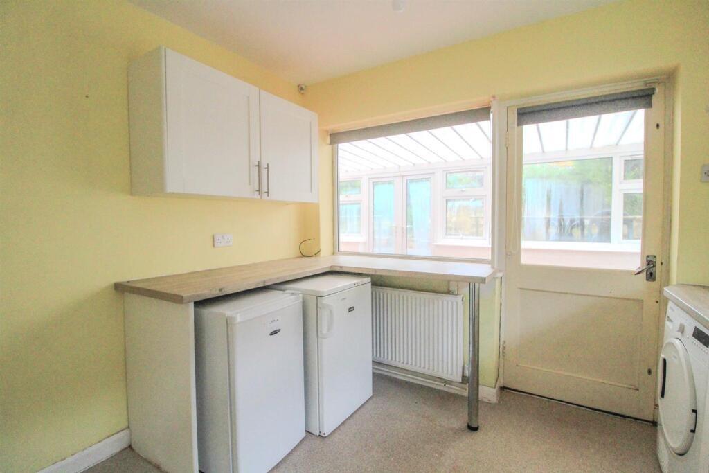 Gardenia Grove, Nottingham, Nottinghamshire, NG3 photo 4
