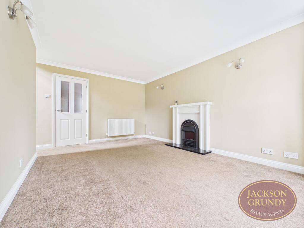 House in Northampton, Brixworth - View 2
