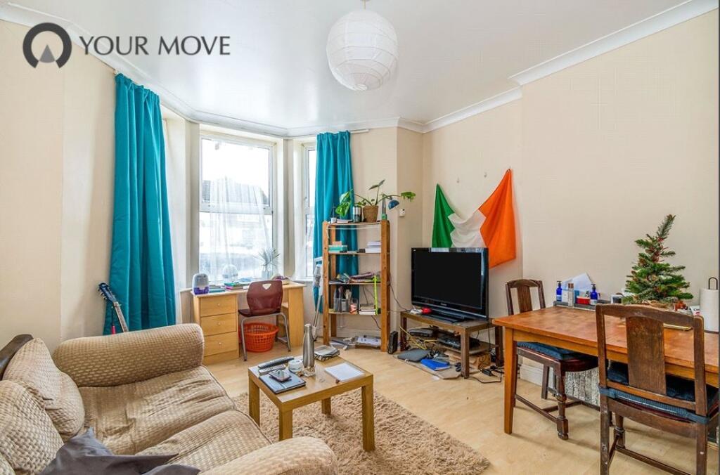 Main image of property: Portswood Road, Southampton, Hampshire, SO17