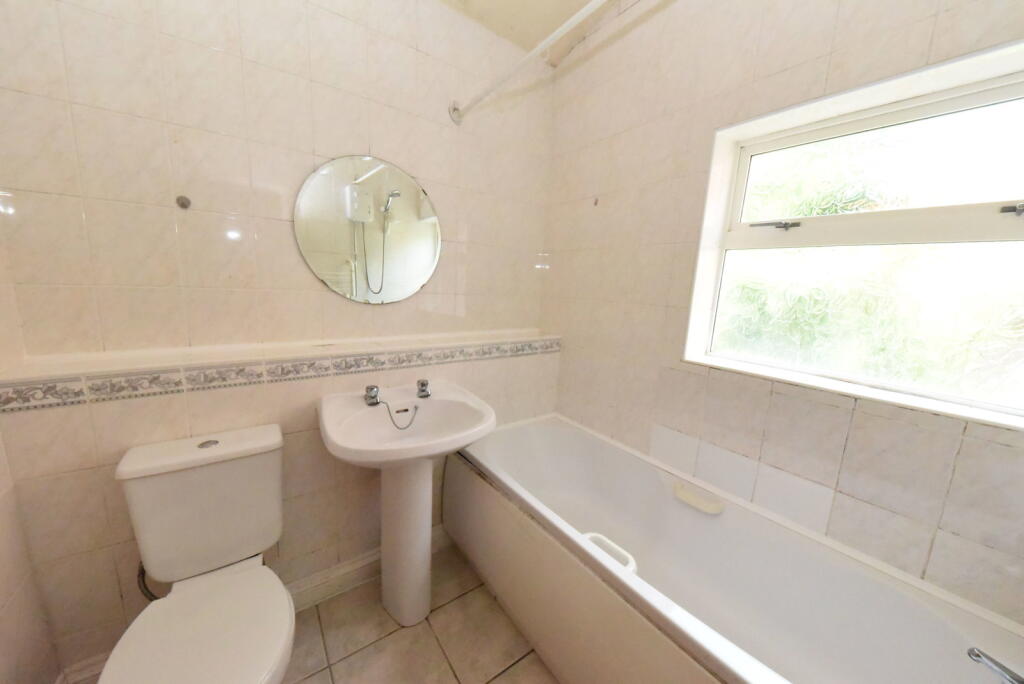 Vicarage Road, Kings Heath, Birmingham, B14 7NN – další