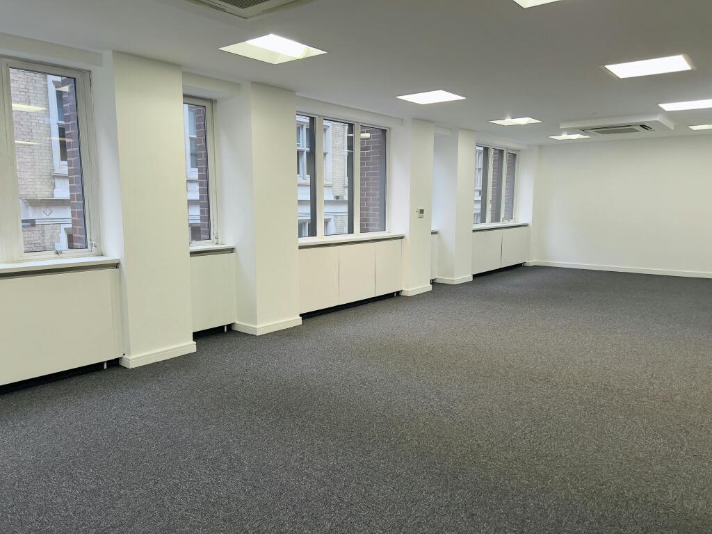 30-31 Furnival 1st Floor Spacious Modern Office With Large Windows And Carpeting 1.jpg