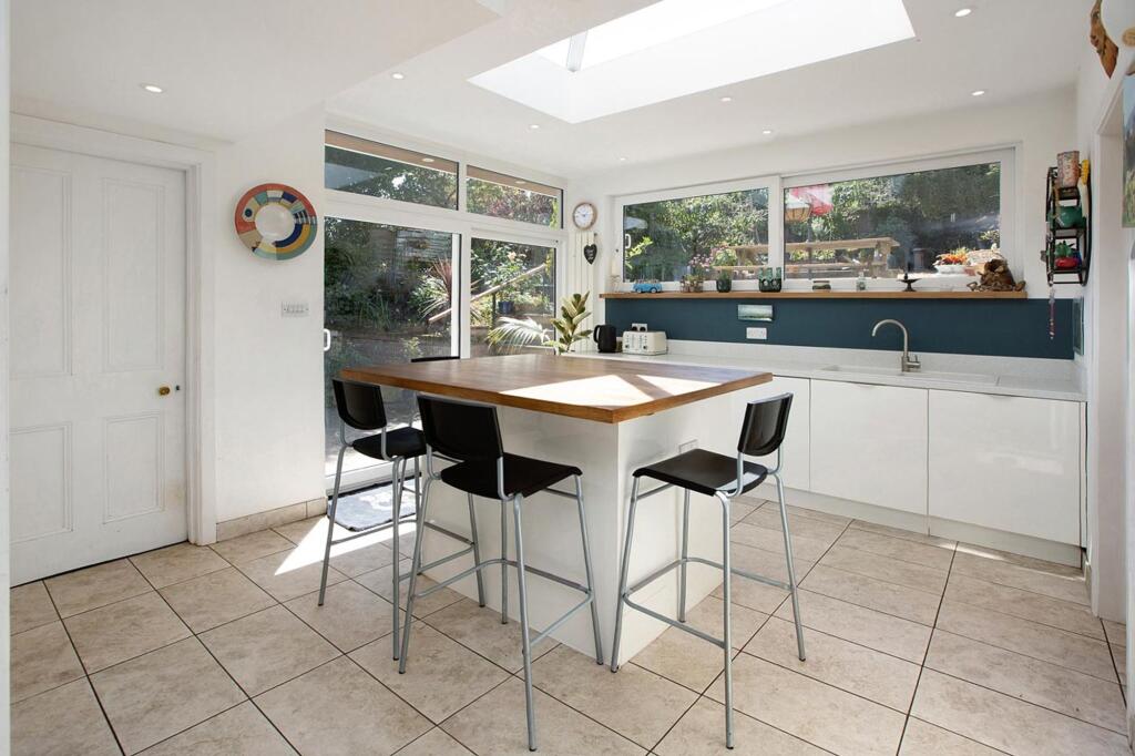 House in Torquay - View 3