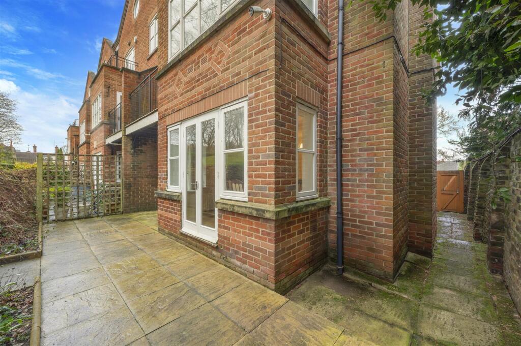 Property photo 11