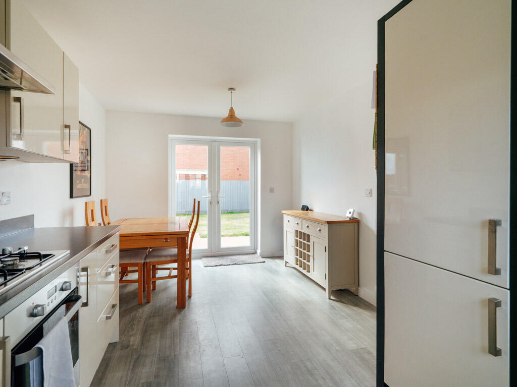 House in Worcester - View 4