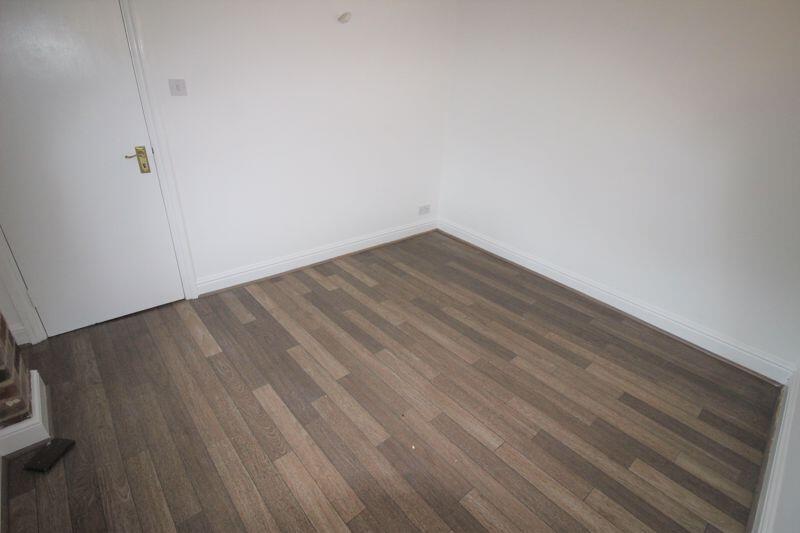Apartment in Swindon - View 4