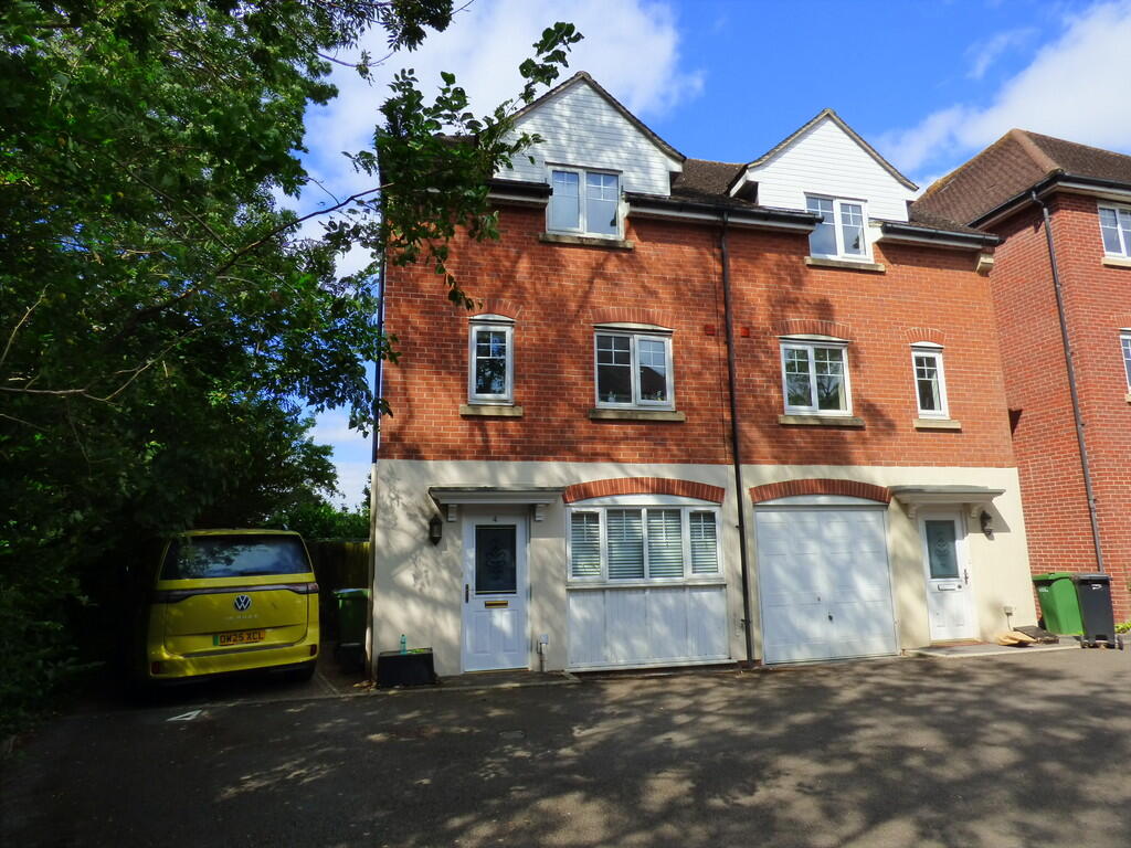 Main image of property: Abingdon, Oxfordshire