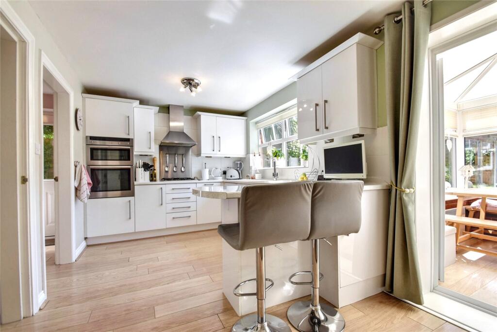 House in Worcester - View 3