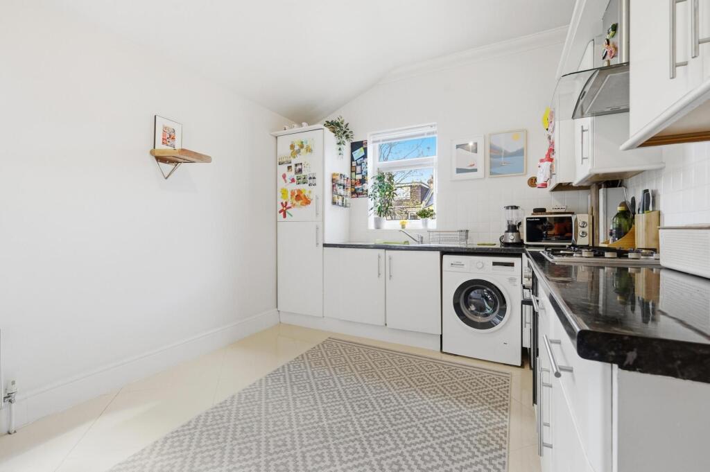Claude Road, Leyton, E10 - View 6