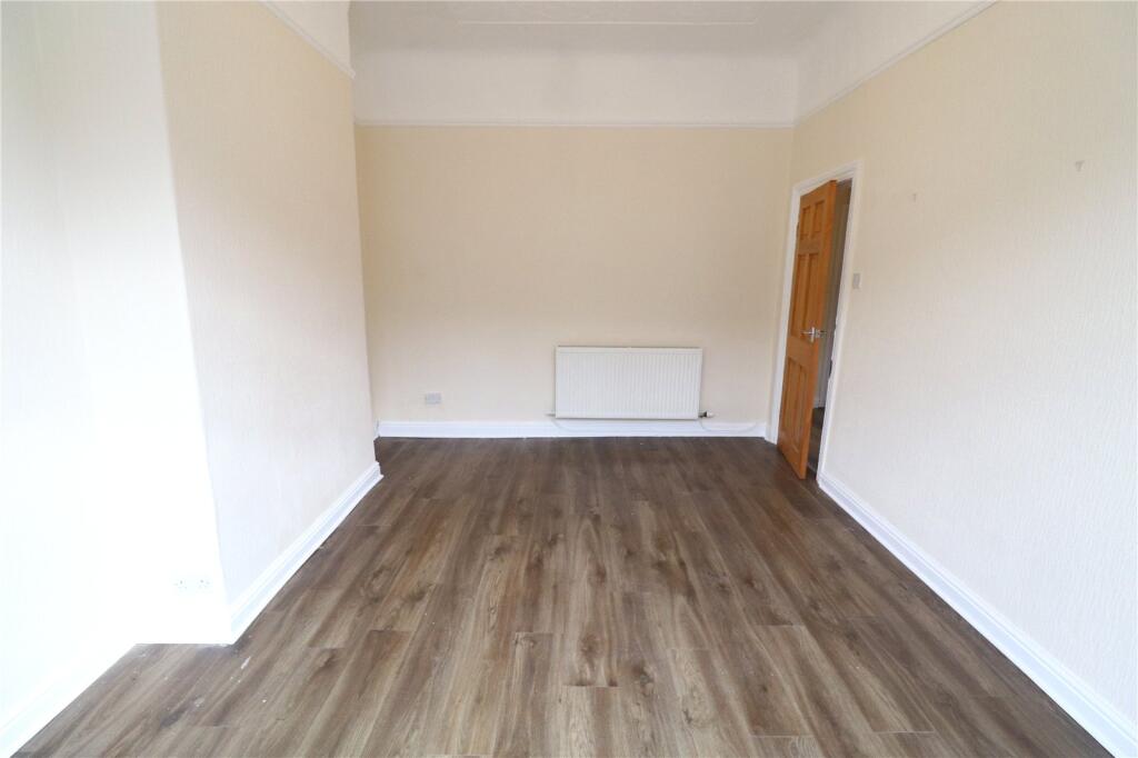 House in Wirral, Liverpool City Region - View 4