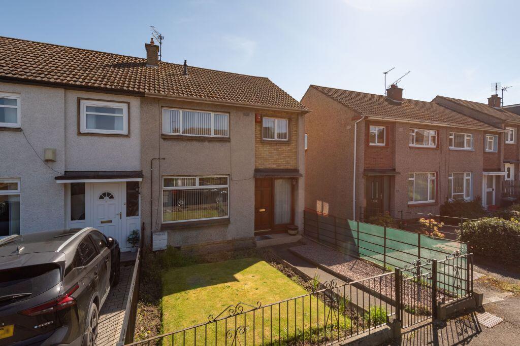 3-bed terraced on 12 Northfield Park, Edinburgh, EH8 7QX, £310,000
