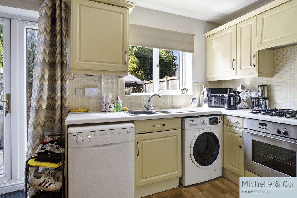 Appletrees Crescent, Bromsgrove photo 4