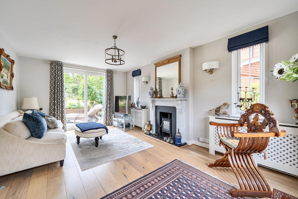 House in Mole Valley, Headley - View 3