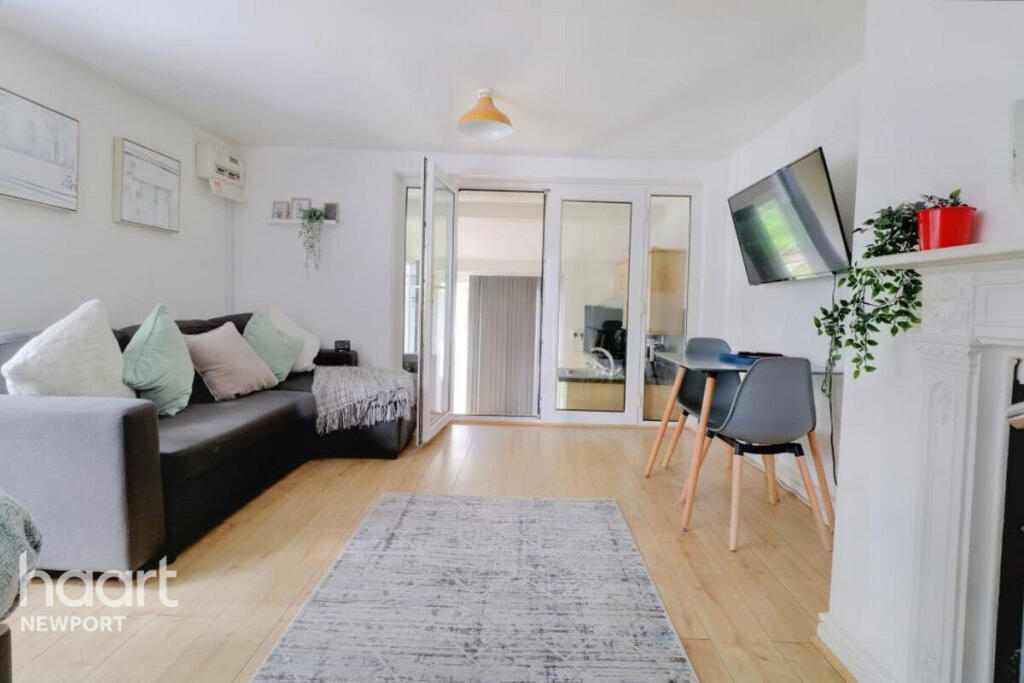 Apartment in Newport, Victoria - View 5