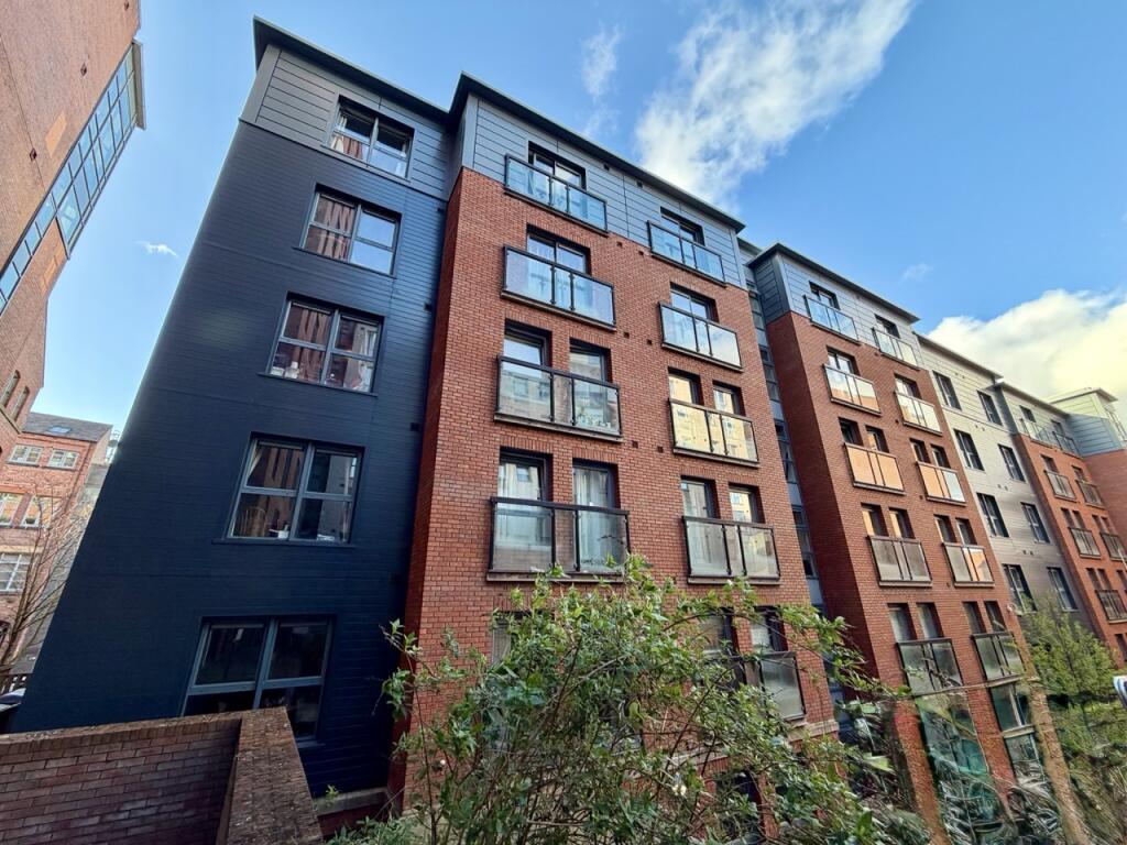 Main image of property: Upper Allen Street, Sheffield
