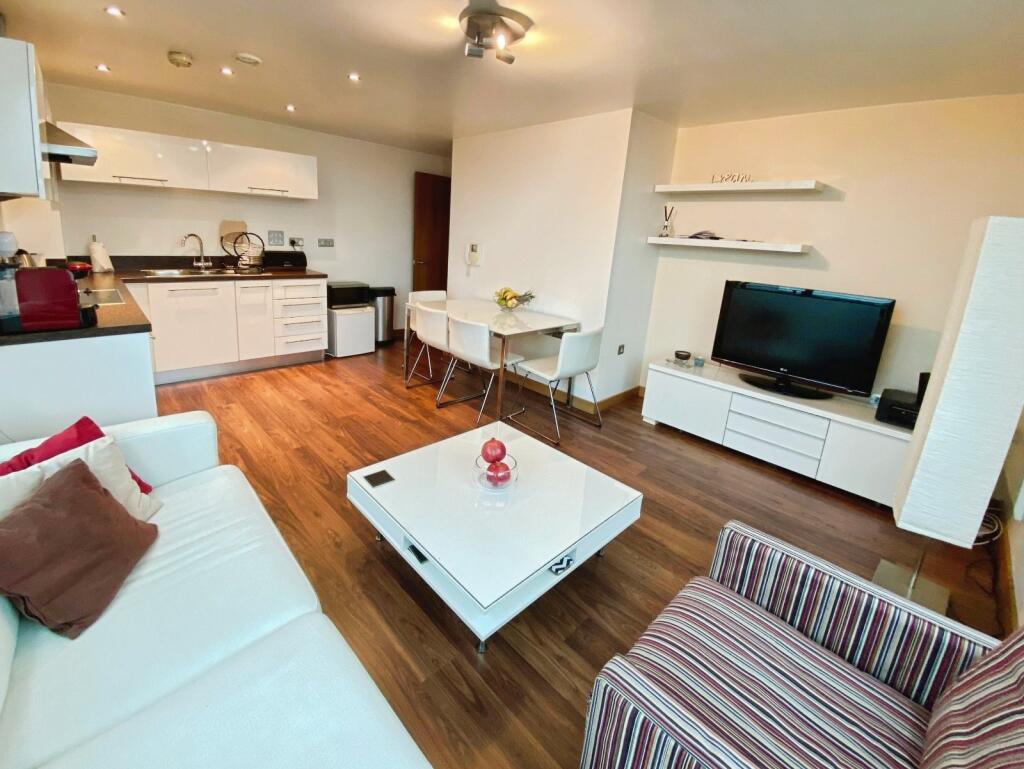 Apartment in Leeds, Little Woodhouse, Woodhouse - View 5