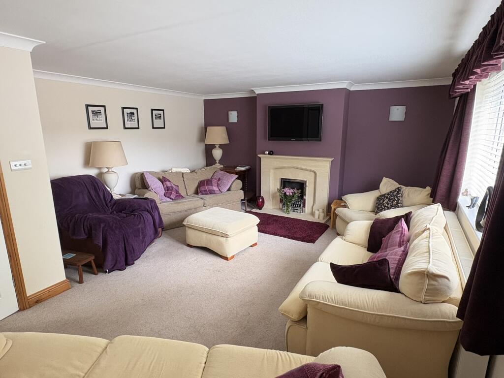 House in Bristol, Winscombe and Sandford - View 2