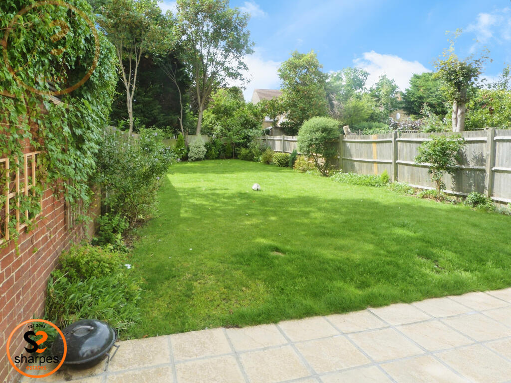 House in London - View 2