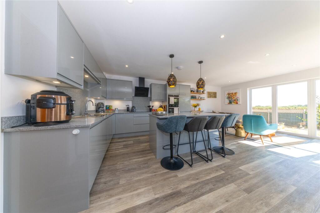 House in Milton Keynes - View 2