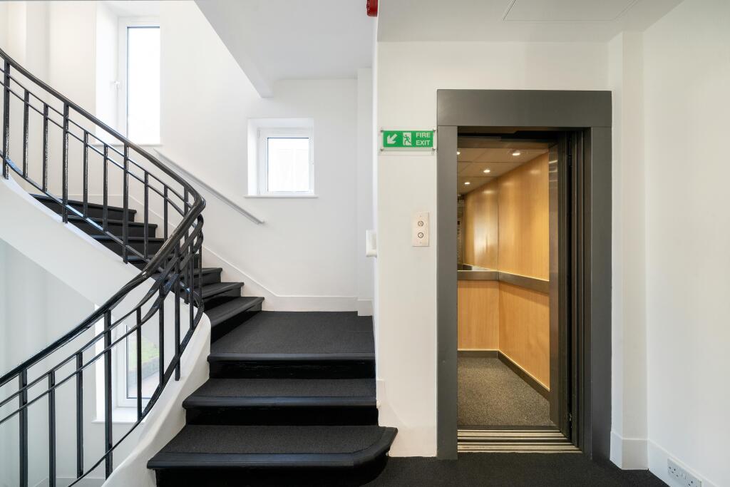 291-299BoroughHighSt-14.jpg