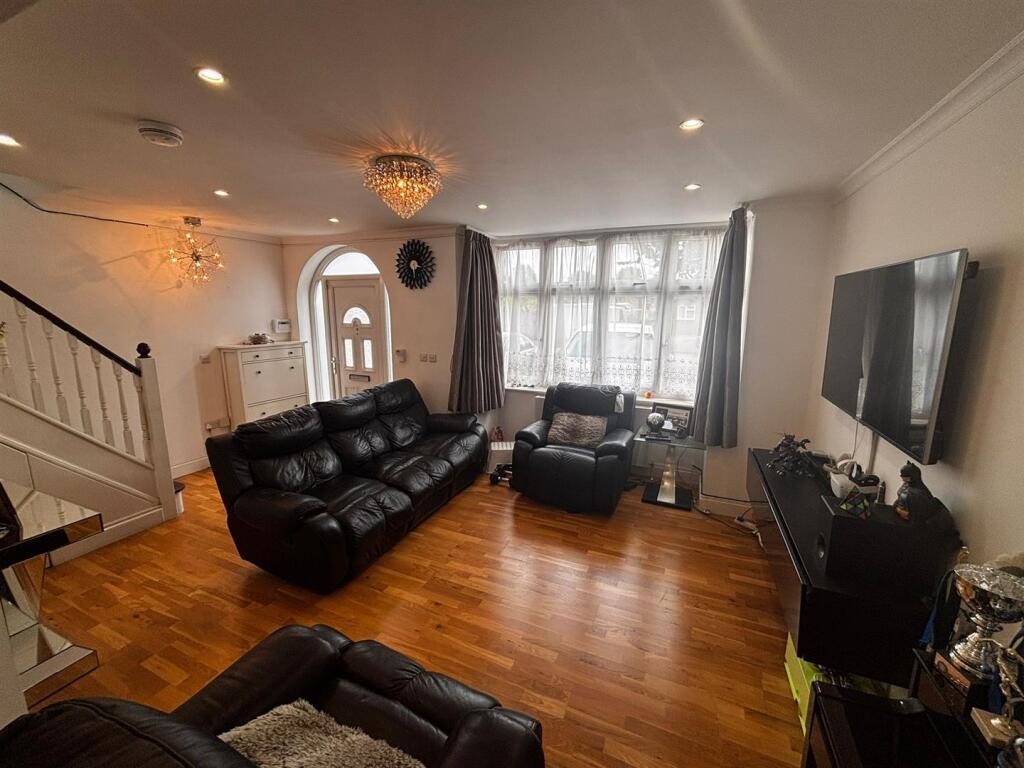 Additional image 5 of Heathcote Avenue, Hatfield